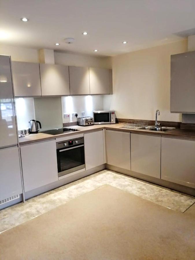 Sapphire Serviced Apartment Chelmsford Bagian luar foto