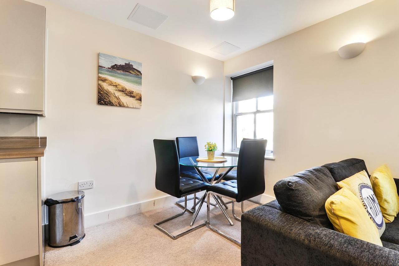 Sapphire Serviced Apartment Chelmsford Bagian luar foto